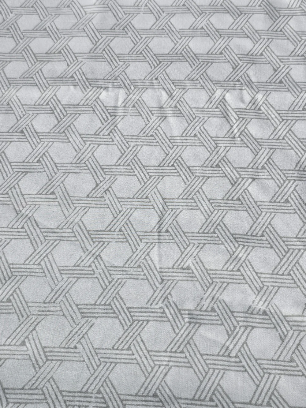 Serena & Lily Light Gray Geometric Flat Sheet.   King